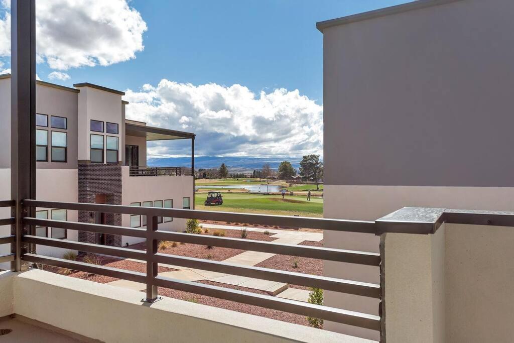 Villa 18 - 4 Bedroom! Year Round Heated Pool & Hot Tub! Games! Golf! Tennis! Saint George Extérieur photo